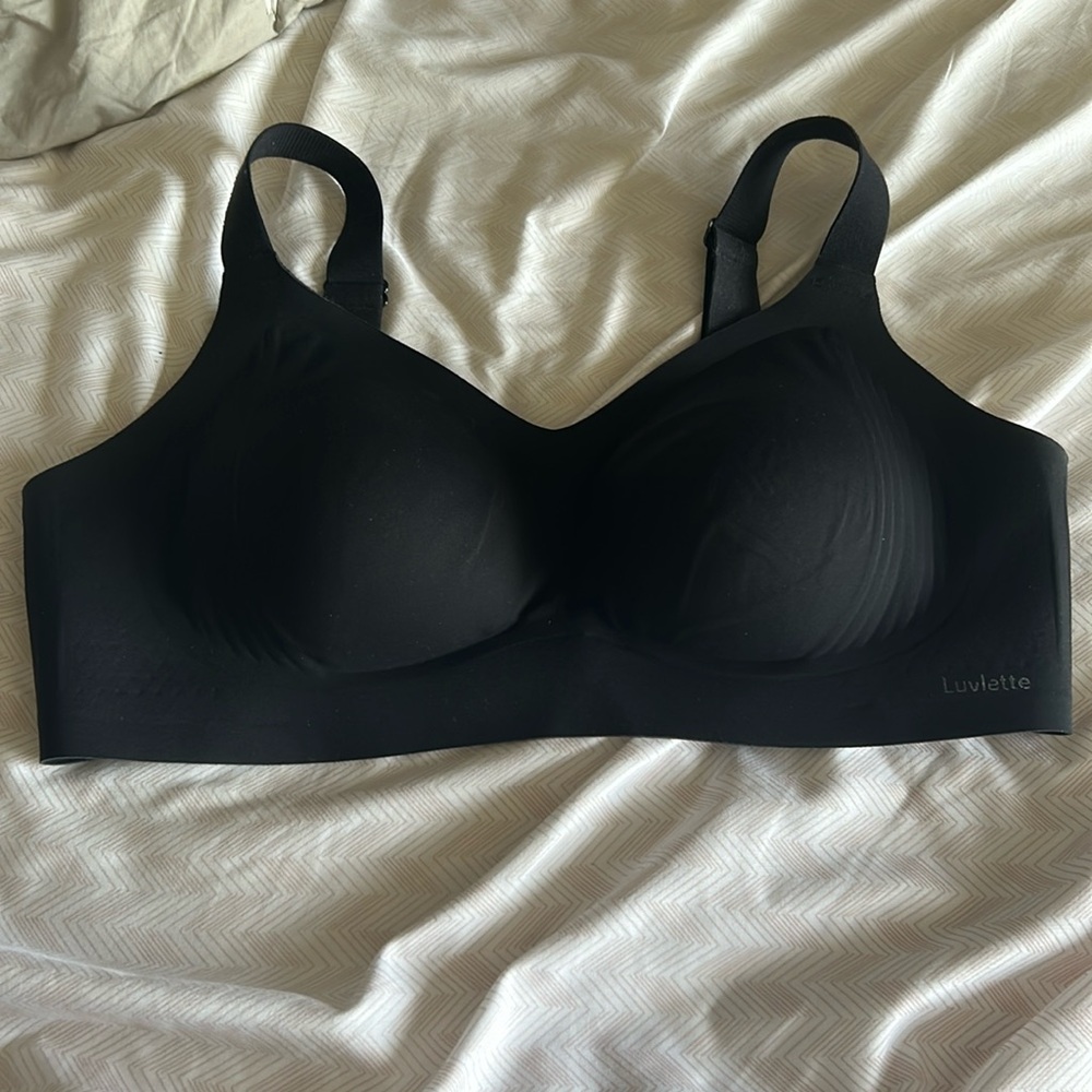 Luvlette Black Wireless Cupped Bra - Large